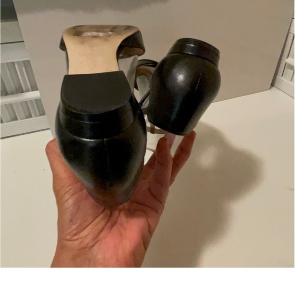 Ivanka Trump Black Pointed Toe Flats - Picture 11 of 15